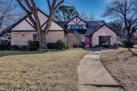 2905 S Fielder Road Arlington TX 76015