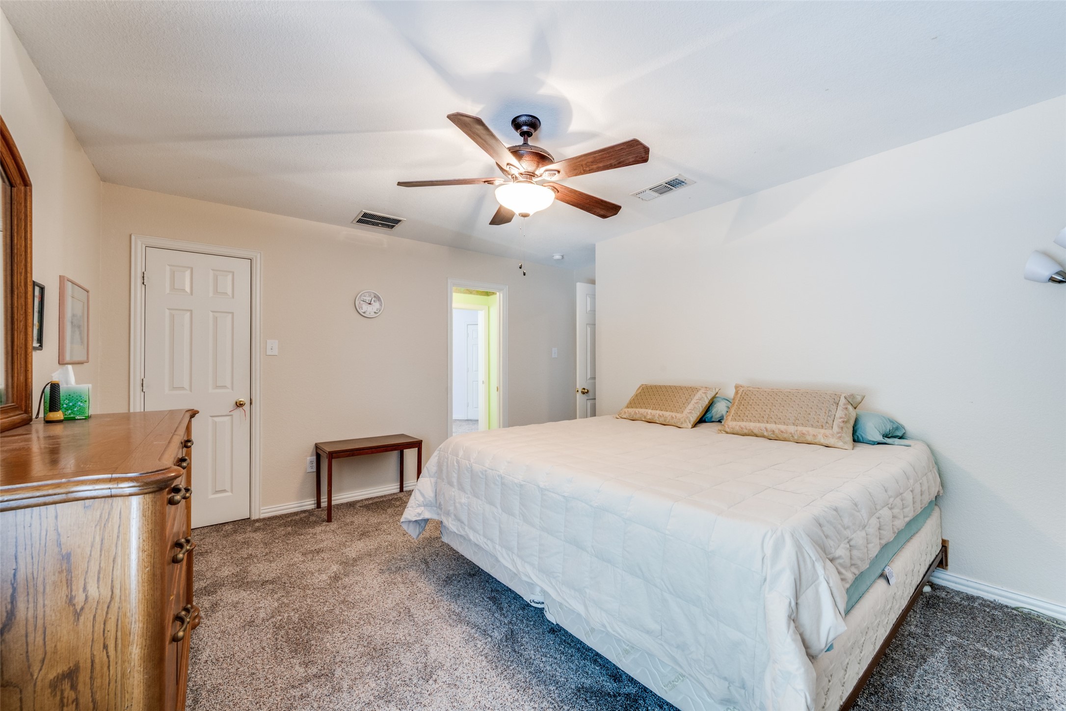 8421 Parkdale Drive North Richland Hills TX 76182