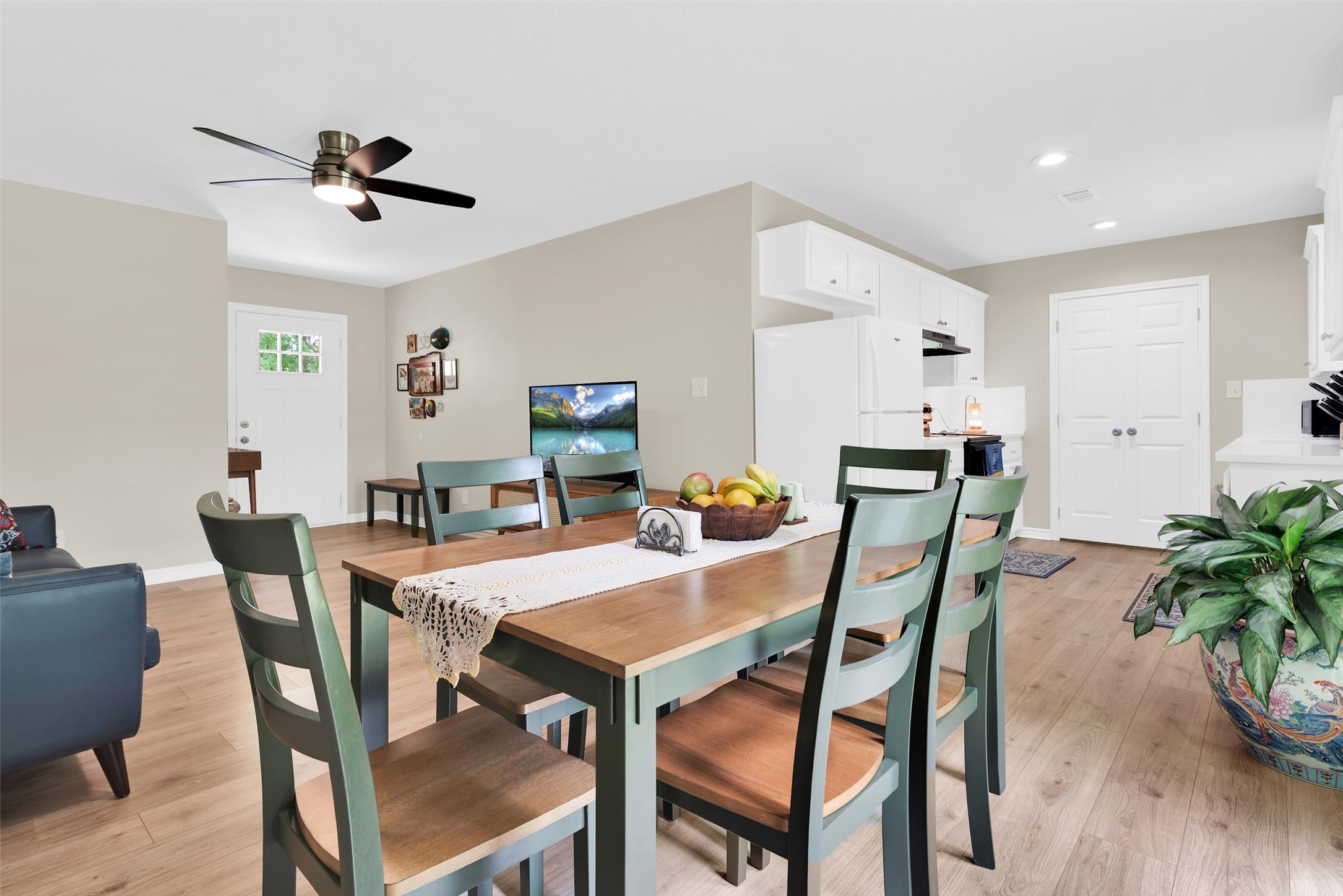 738 Wayne Avenue Van Alstyne TX 75495