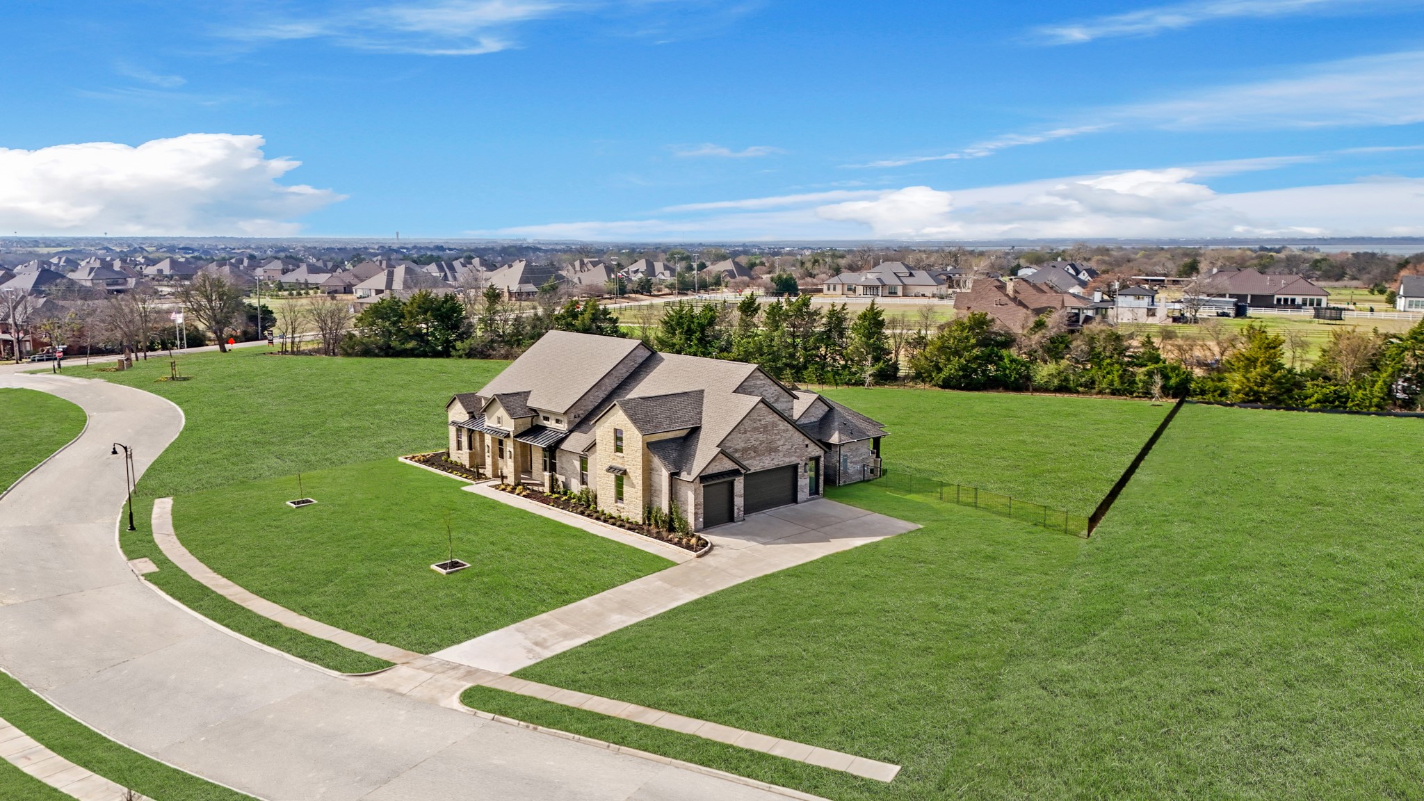305 Chapel View Court Heath TX 75032