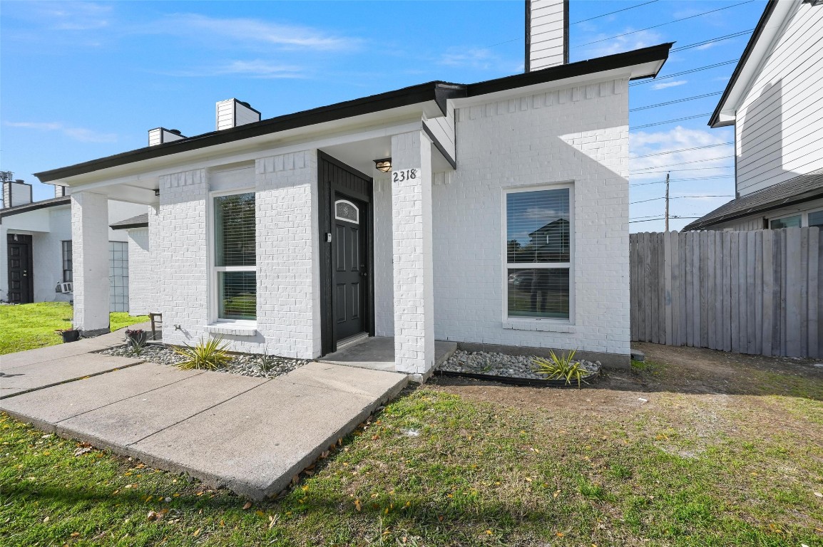2318 Sherry Street Arlington TX 76014