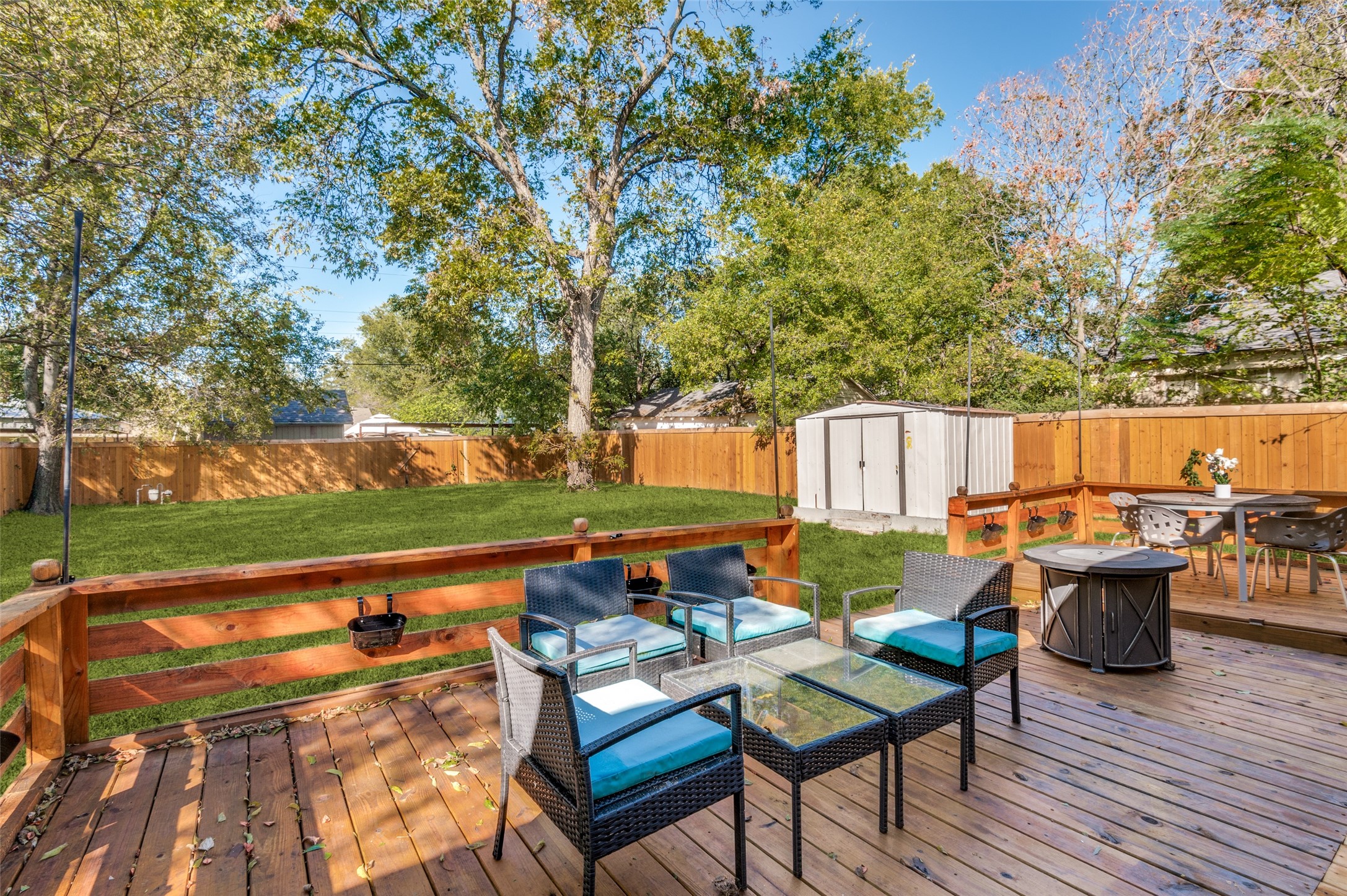 927 S Franklin Street Dallas TX 75211
