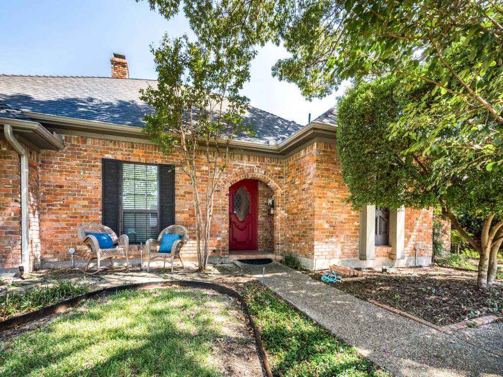 238 Canyon Valley Drive Richardson TX 75080