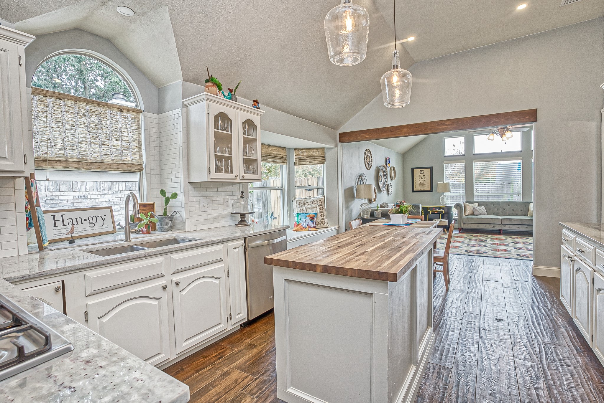 6836 Dogwood Lane North Richland Hills TX 76182