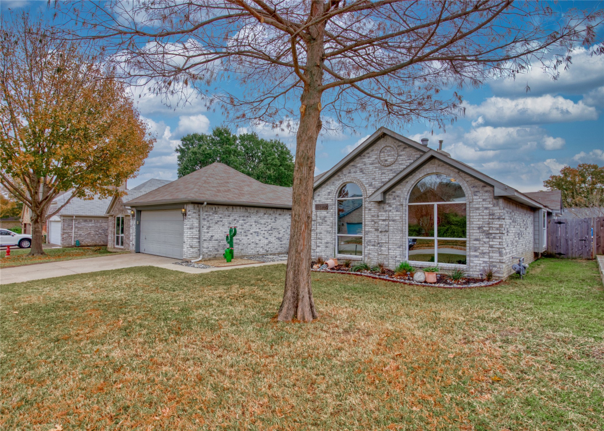 6836 Dogwood Lane North Richland Hills TX 76182