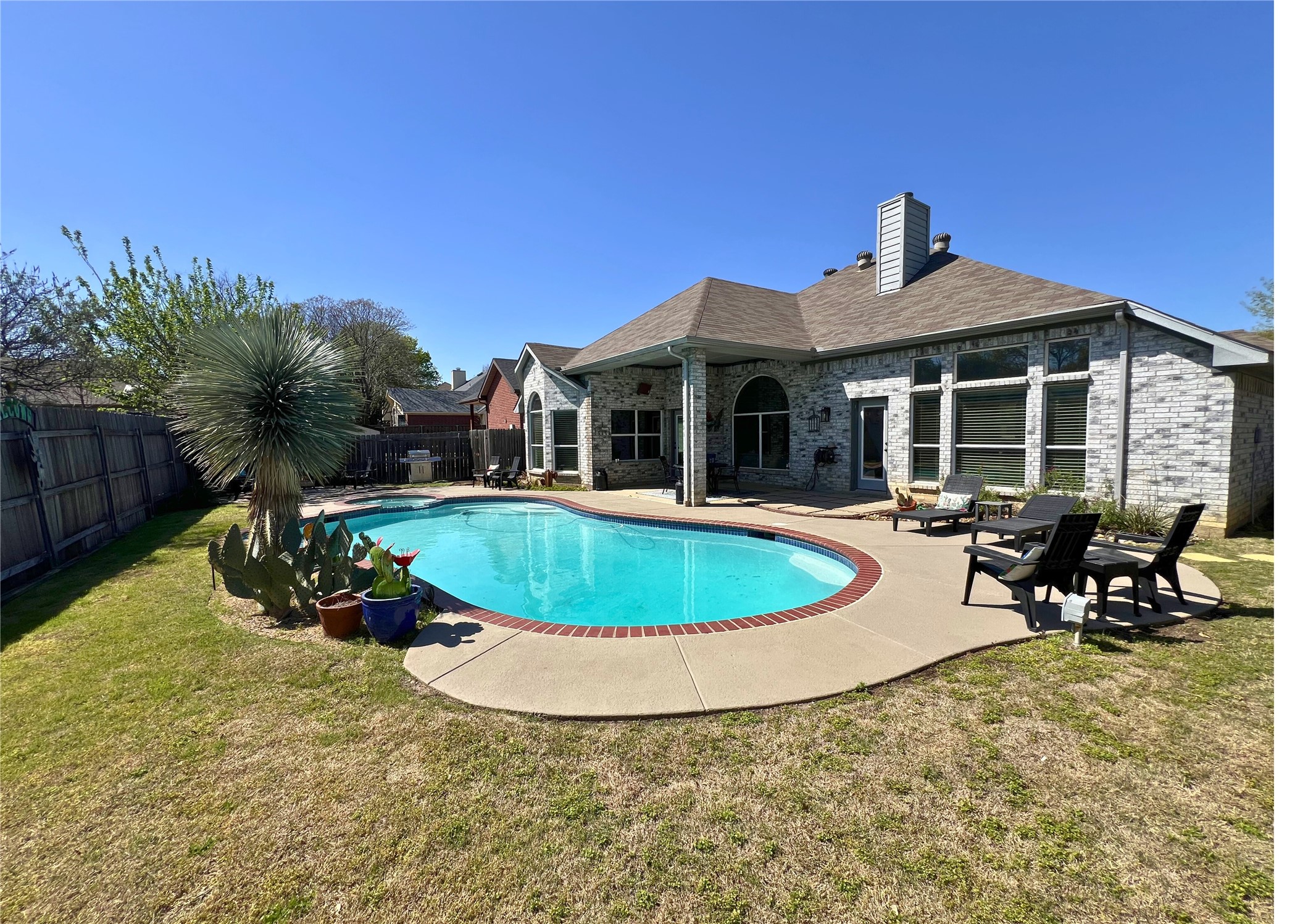6836 Dogwood Lane North Richland Hills TX 76182