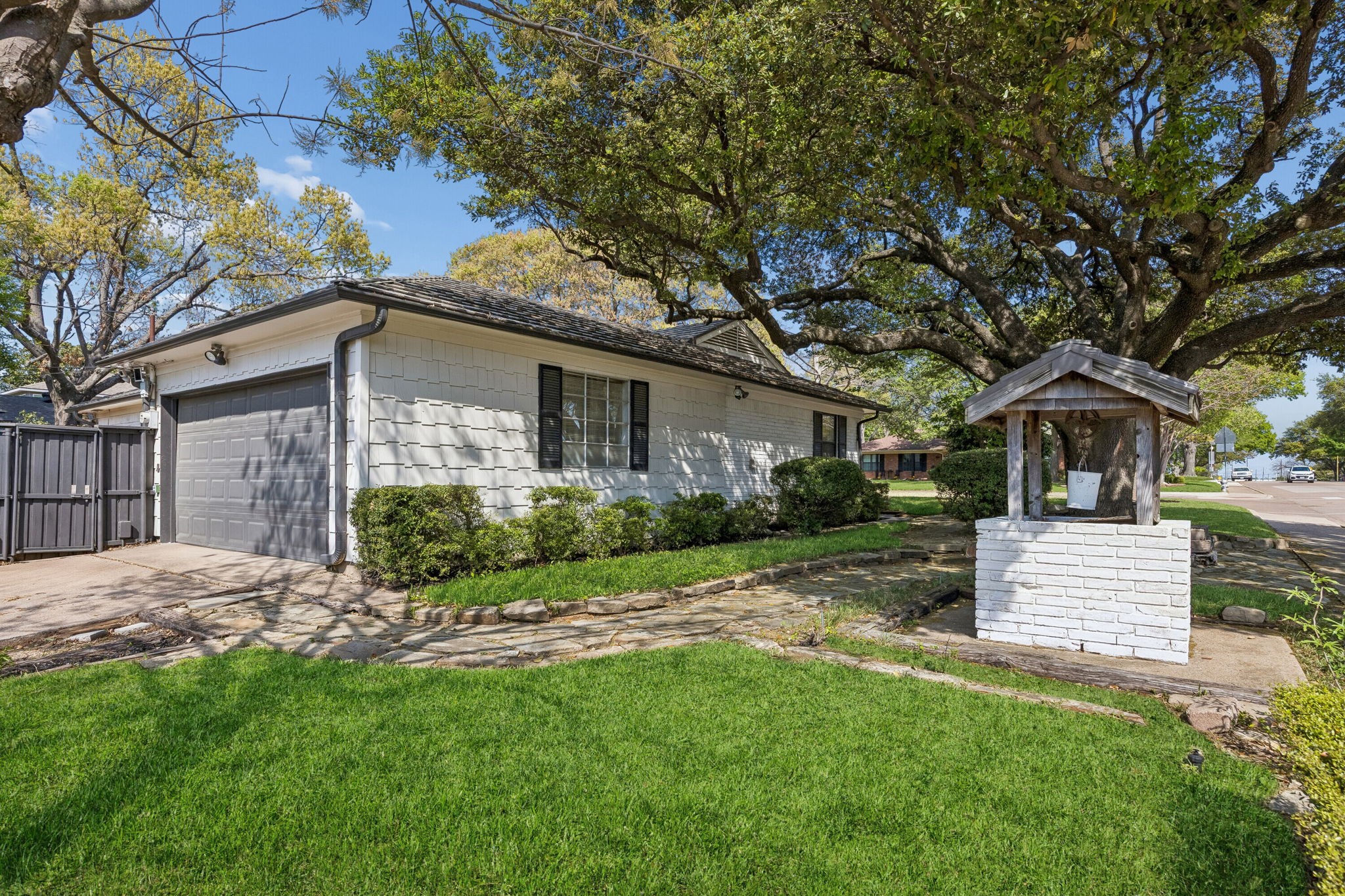 10105 Kirkhaven Drive Dallas TX 75238