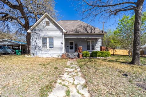757 W Long Street Stephenville TX 76401