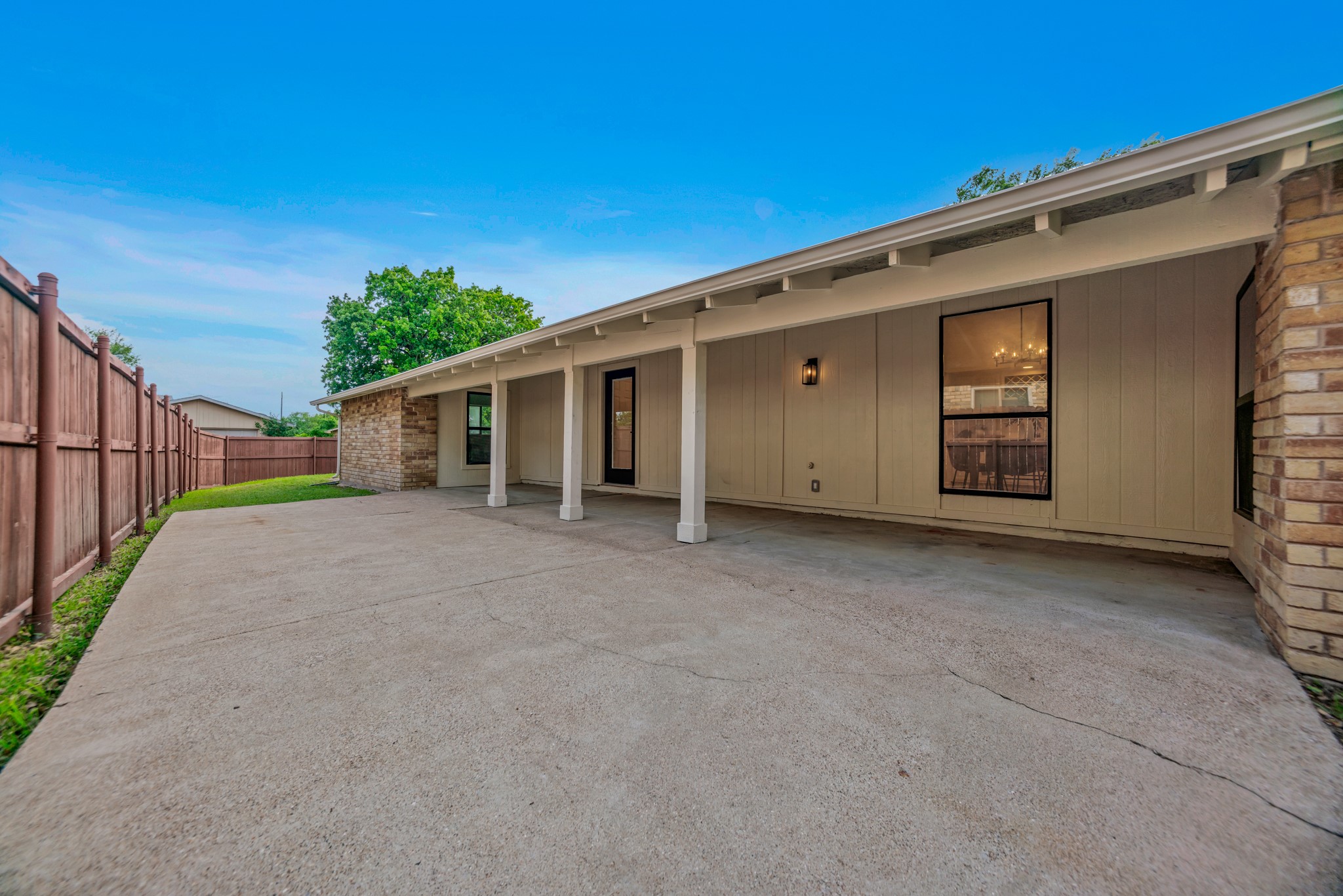 7618 Christie Lane Dallas TX 75249
