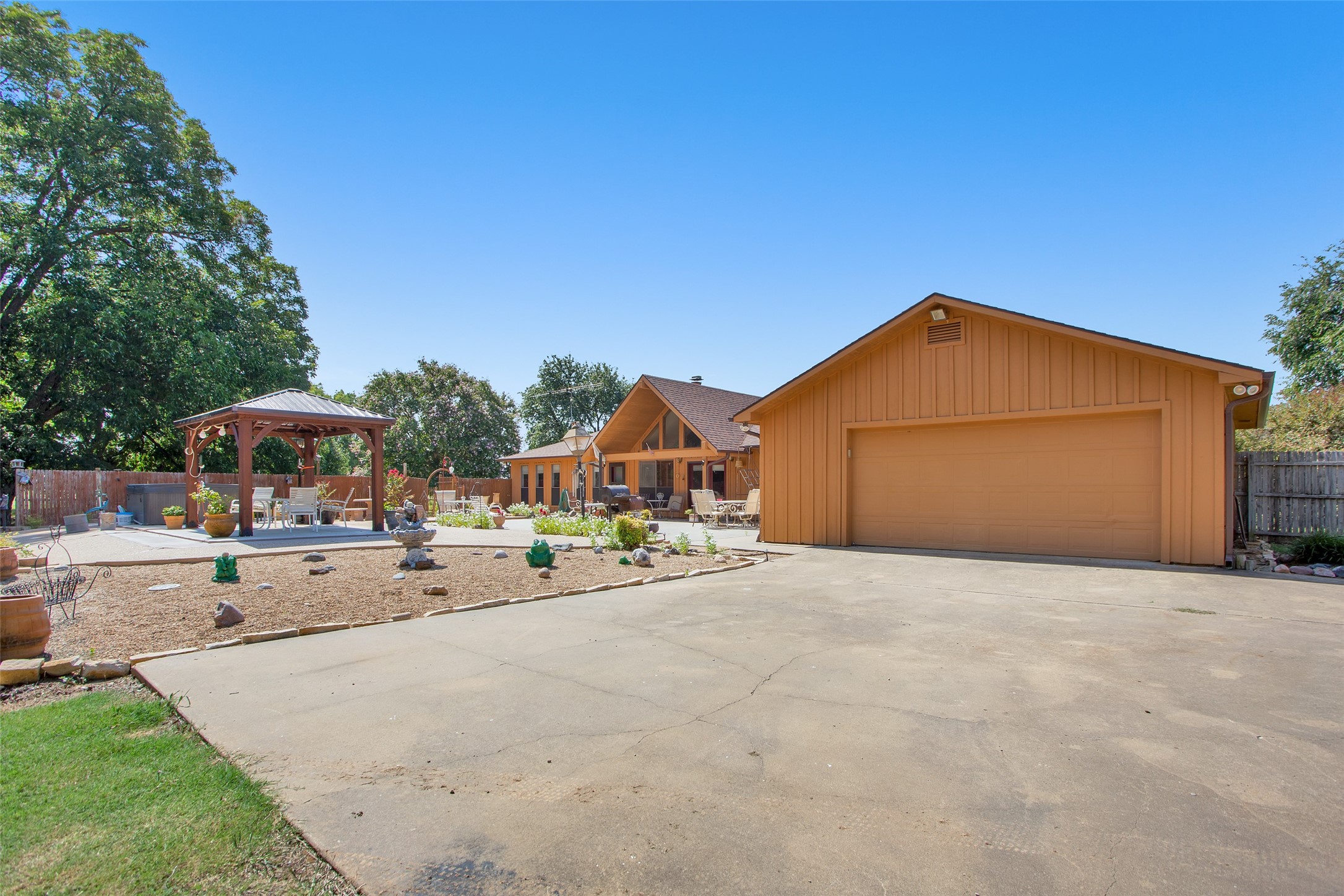 7146 Refuge Road Pottsboro TX 75076