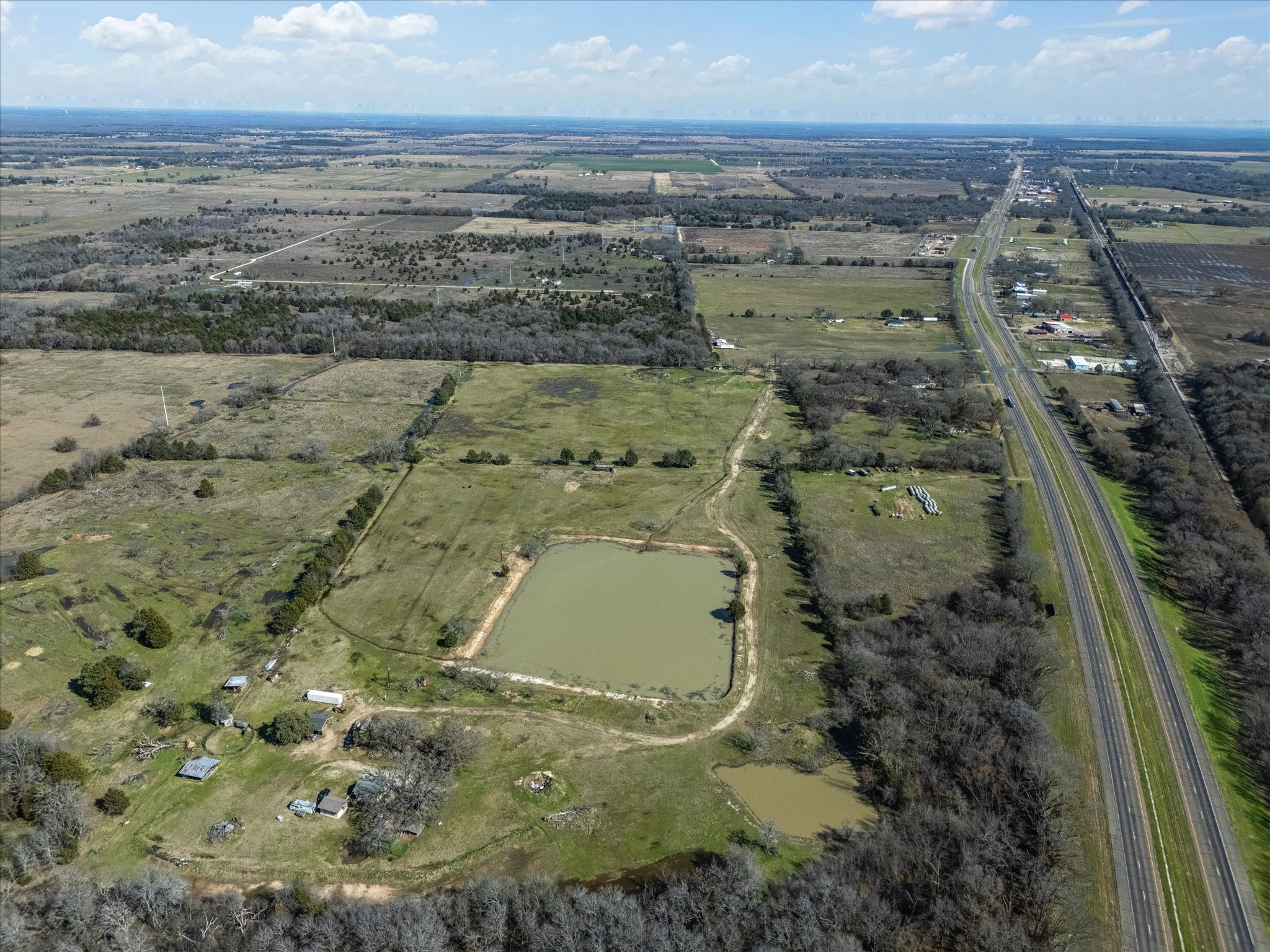 11095 E State Highway 31 Kerens TX 75144