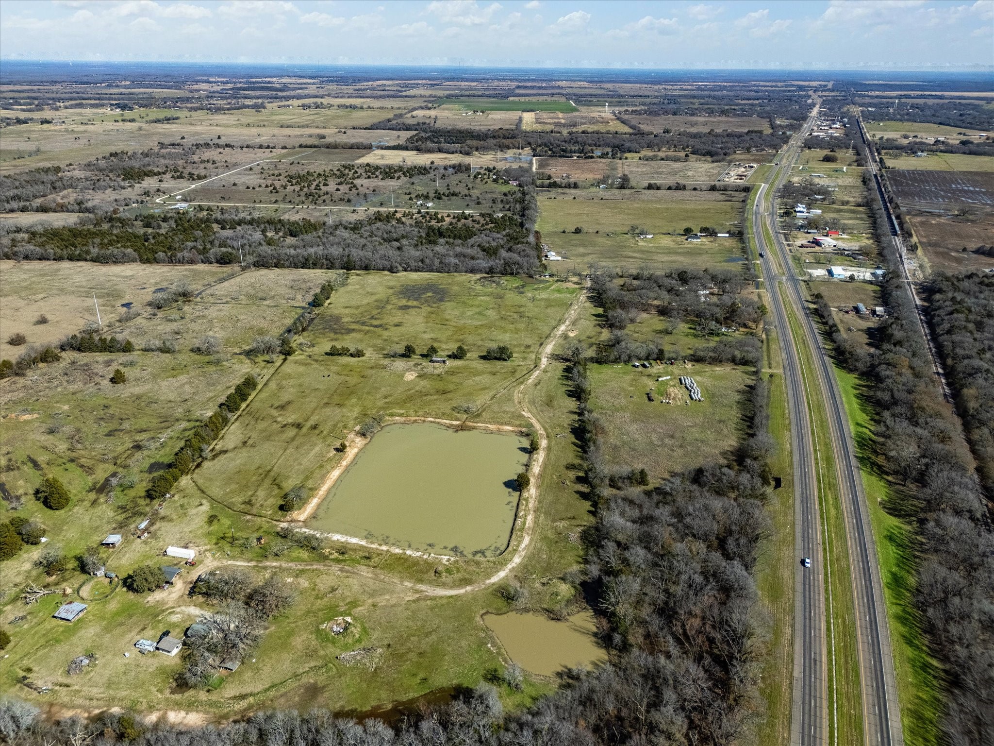 11095 E State Highway 31 Kerens TX 75144