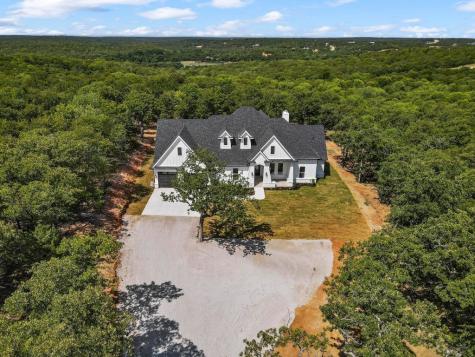303 Mountain View Court Sunset TX 76270