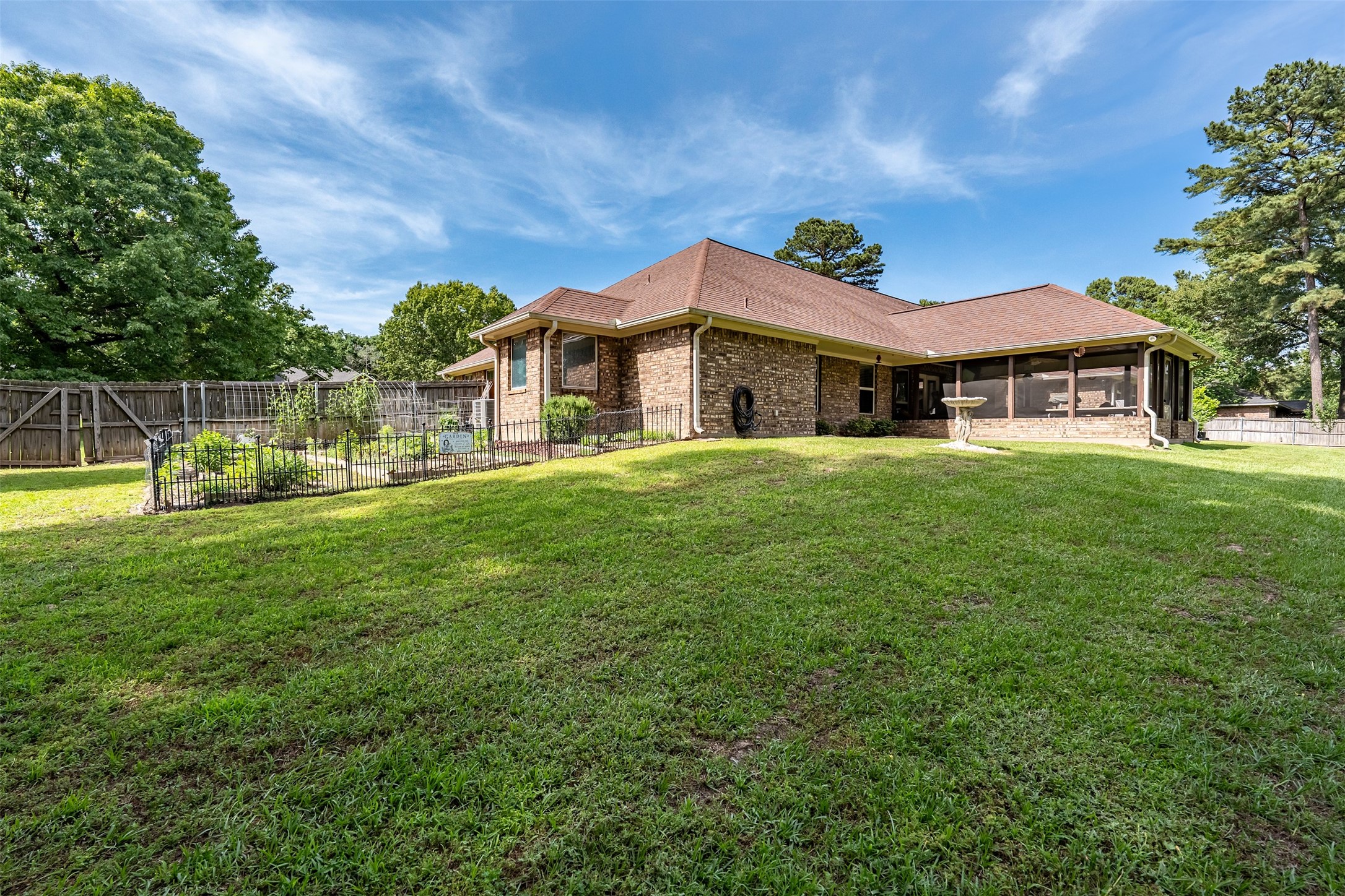 19135 Bynum Flint TX 75762