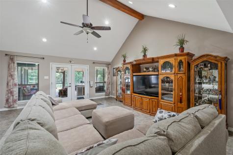 19135 Bynum Flint TX 75762