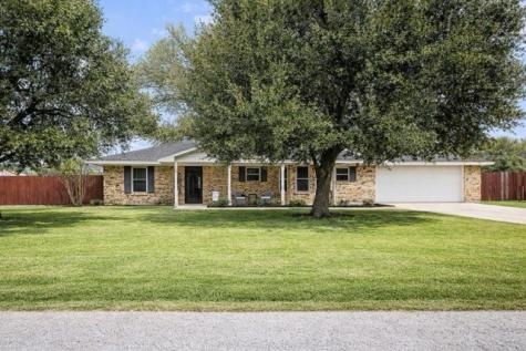 401 Allison Avenue Groesbeck TX 76642