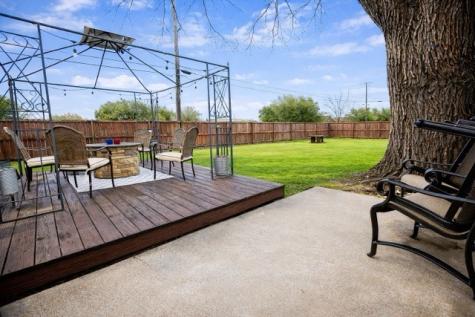 401 Allison Avenue Groesbeck TX 76642