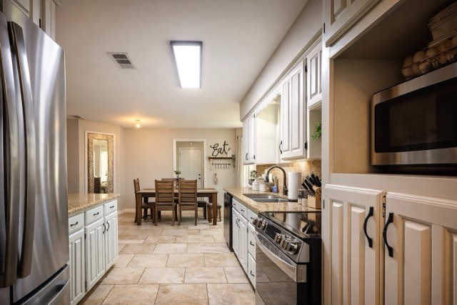 401 Allison Avenue Groesbeck TX 76642