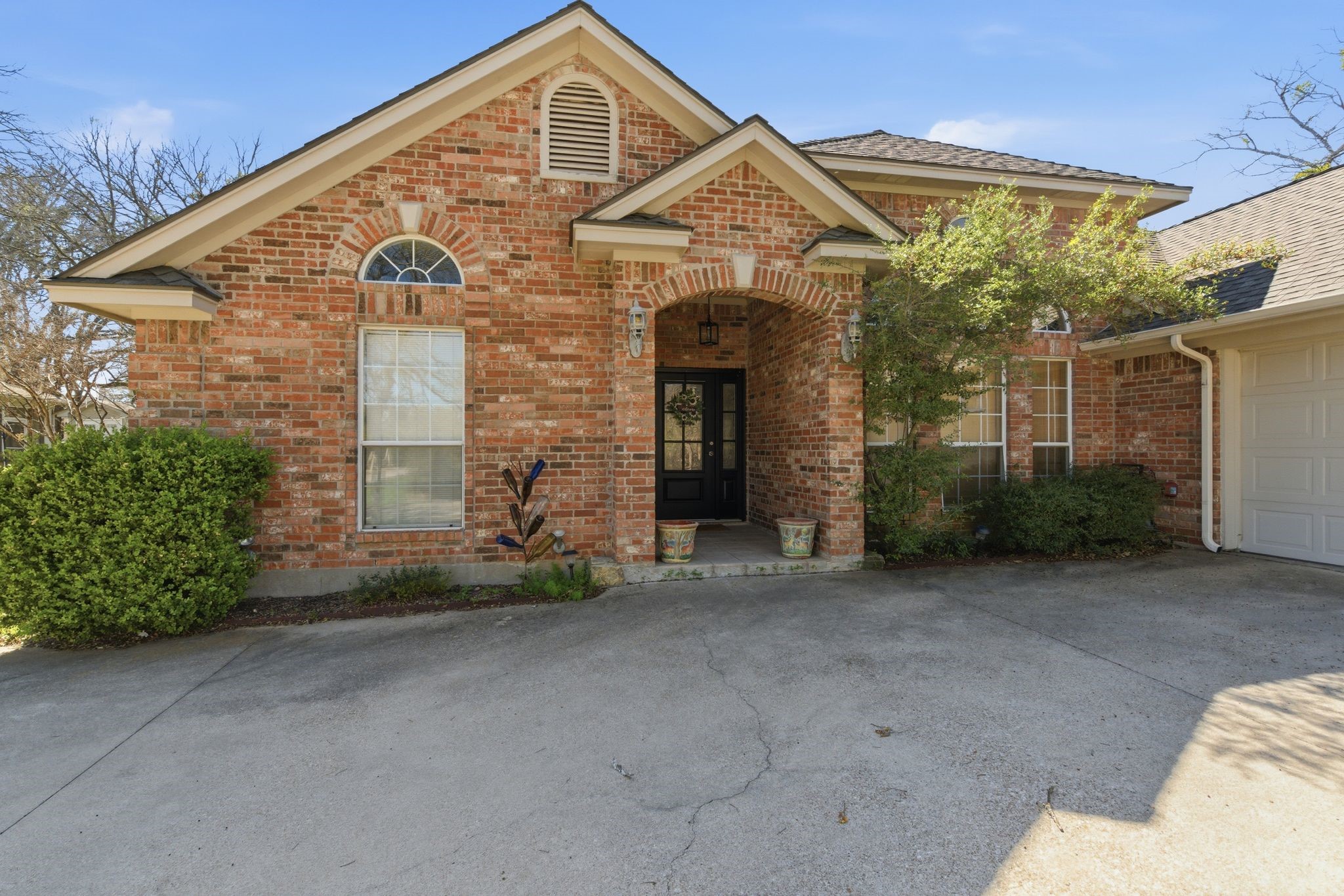 6511 Westover Drive Granbury TX 76049