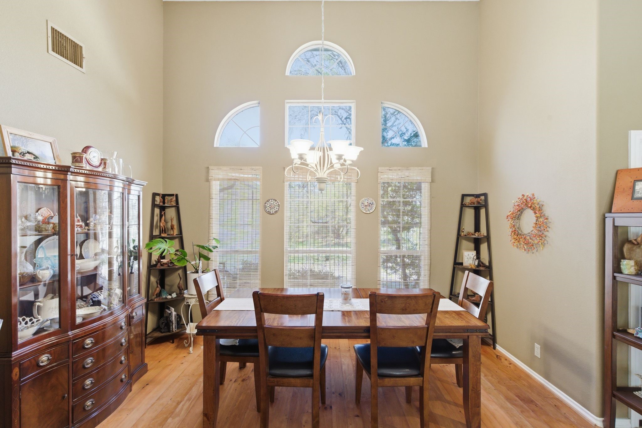 6511 Westover Drive Granbury TX 76049