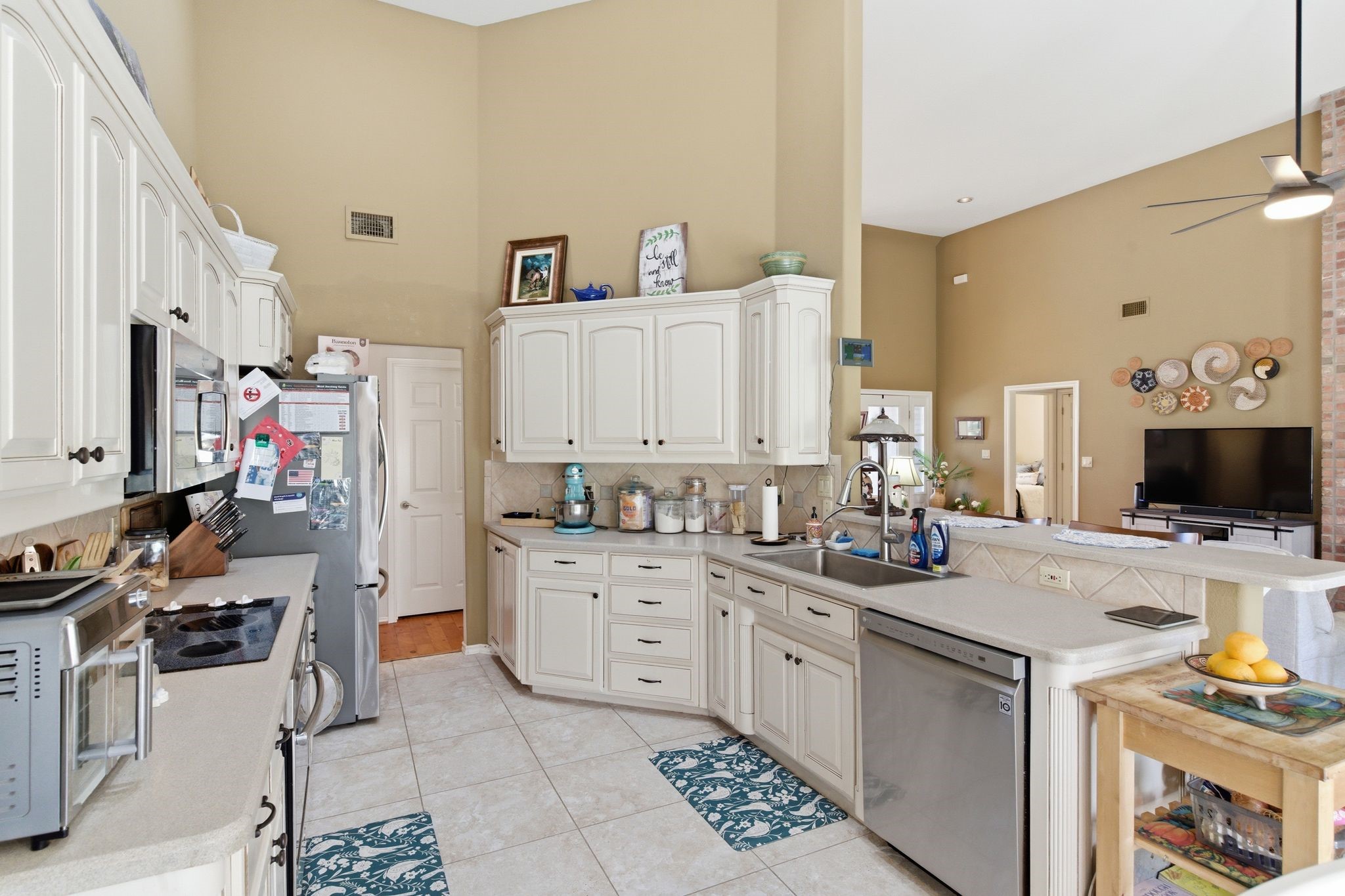 6511 Westover Drive Granbury TX 76049