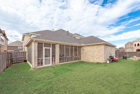 7112 Playa Norte Drive Grand Prairie TX 75054