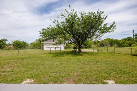 117 Paige Street Weatherford TX 76088