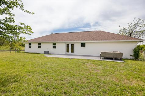 117 Paige Street Weatherford TX 76088