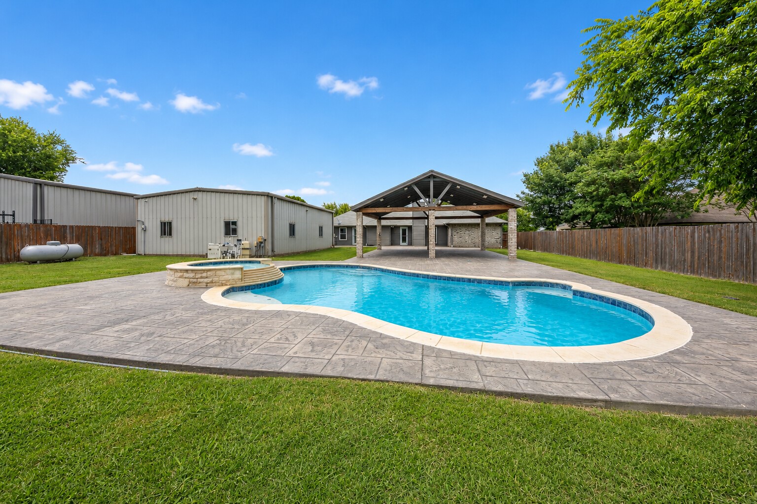 302 Anita Lane Waxahachie TX 75165