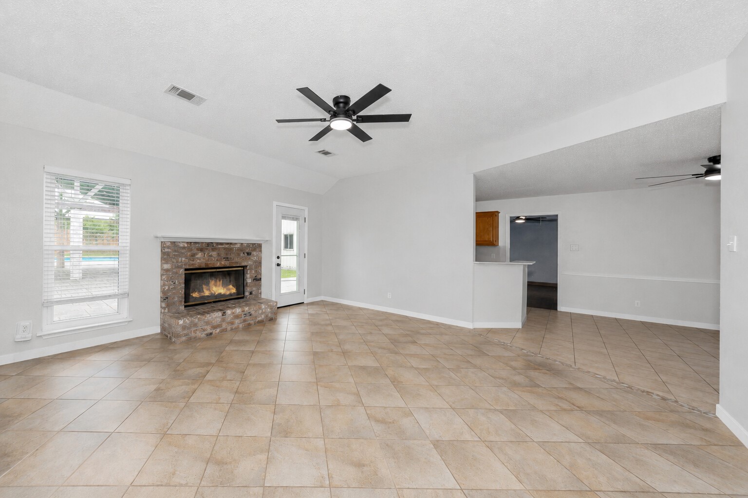 302 Anita Lane Waxahachie TX 75165