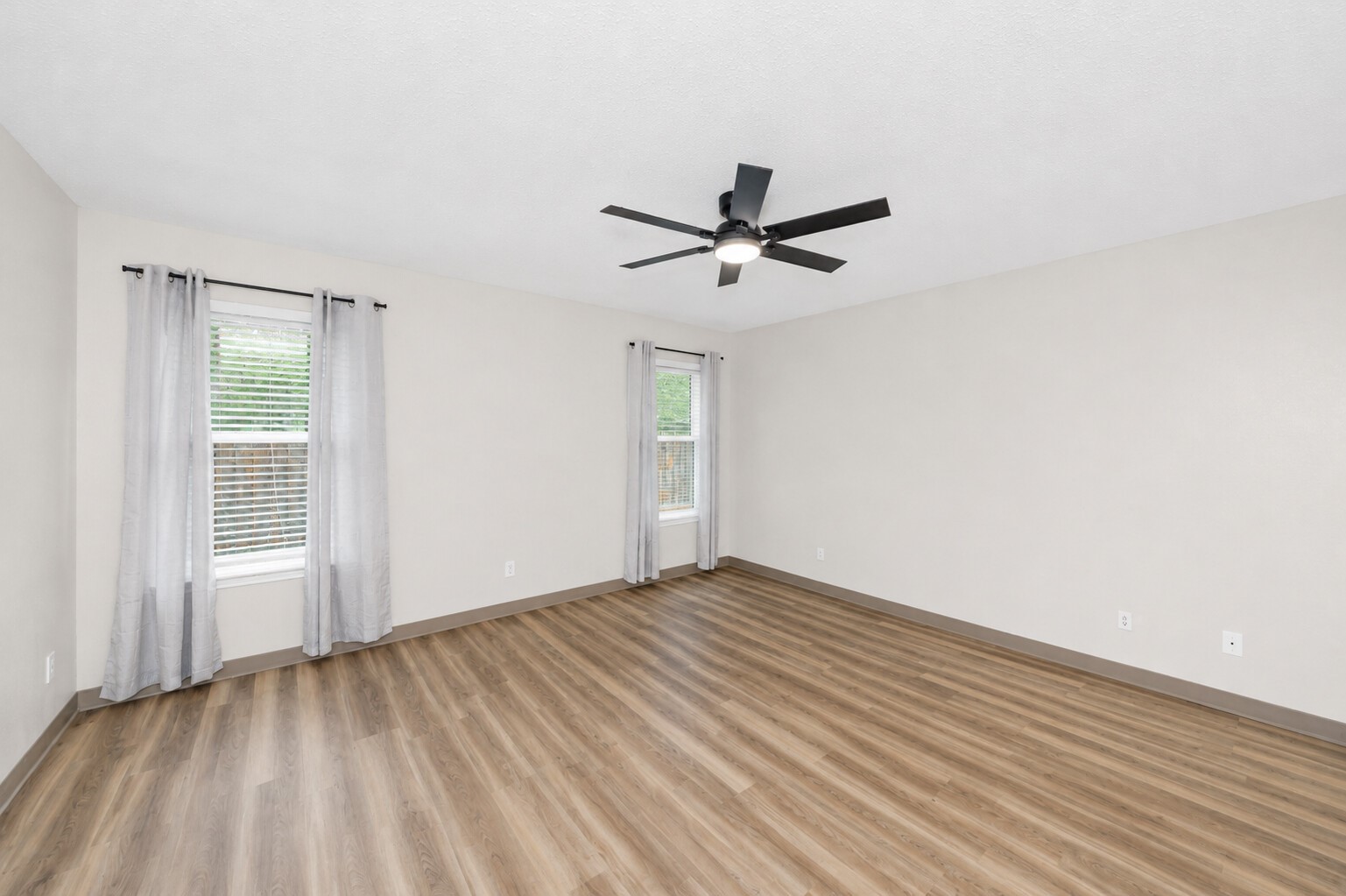 302 Anita Lane Waxahachie TX 75165