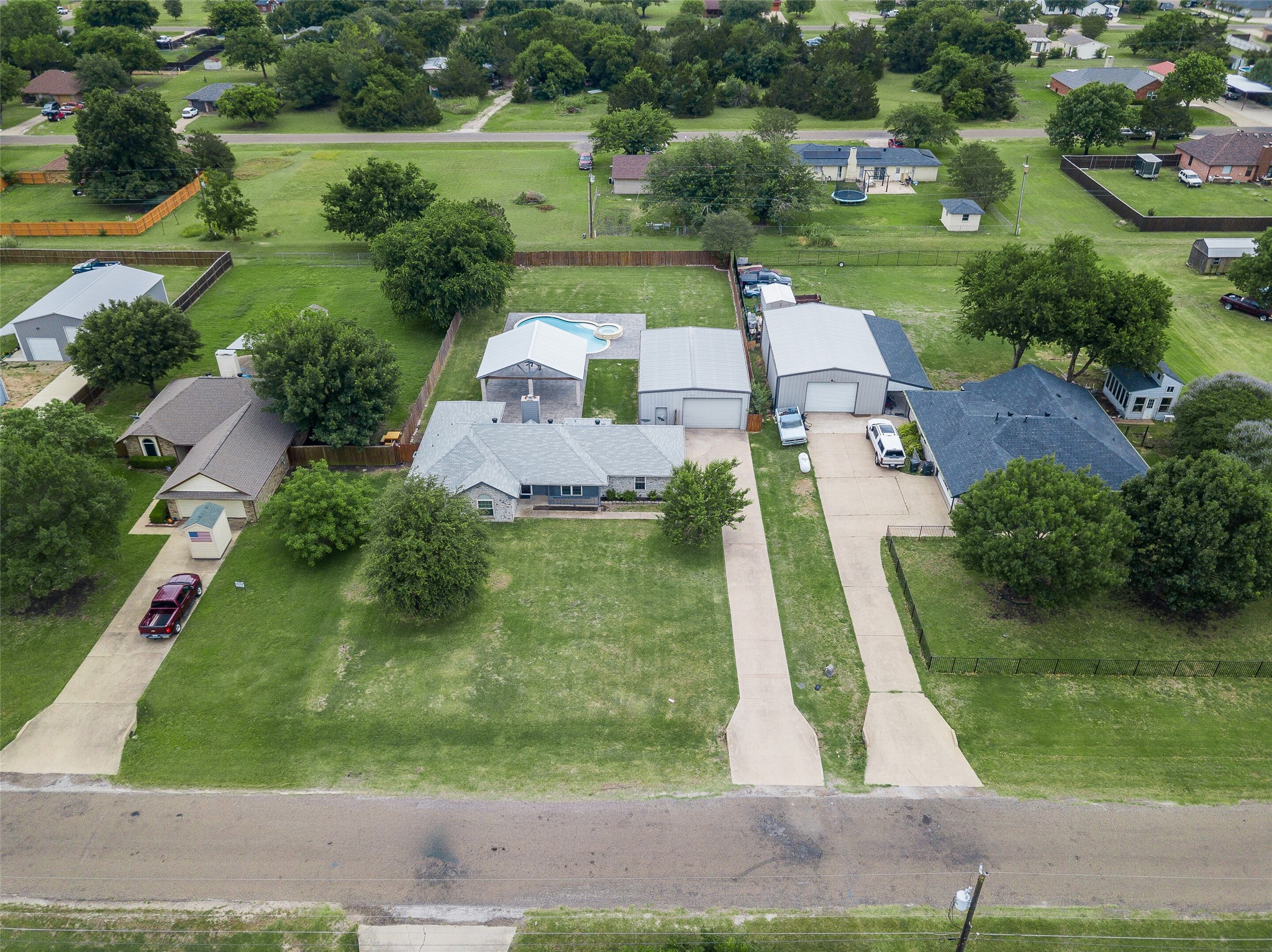 302 Anita Lane Waxahachie TX 75165