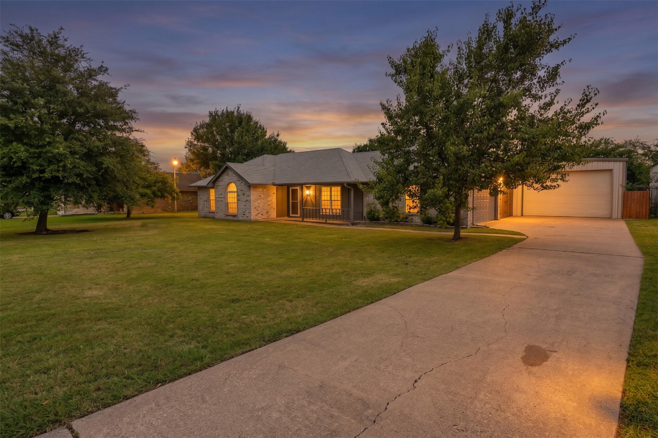 302 Anita Lane Waxahachie TX 75165