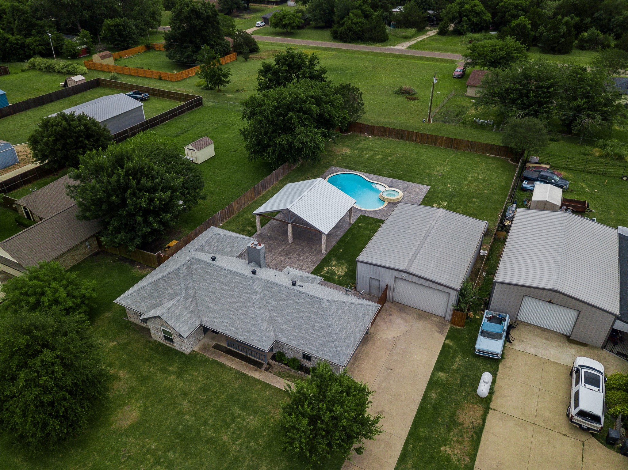 302 Anita Lane Waxahachie TX 75165