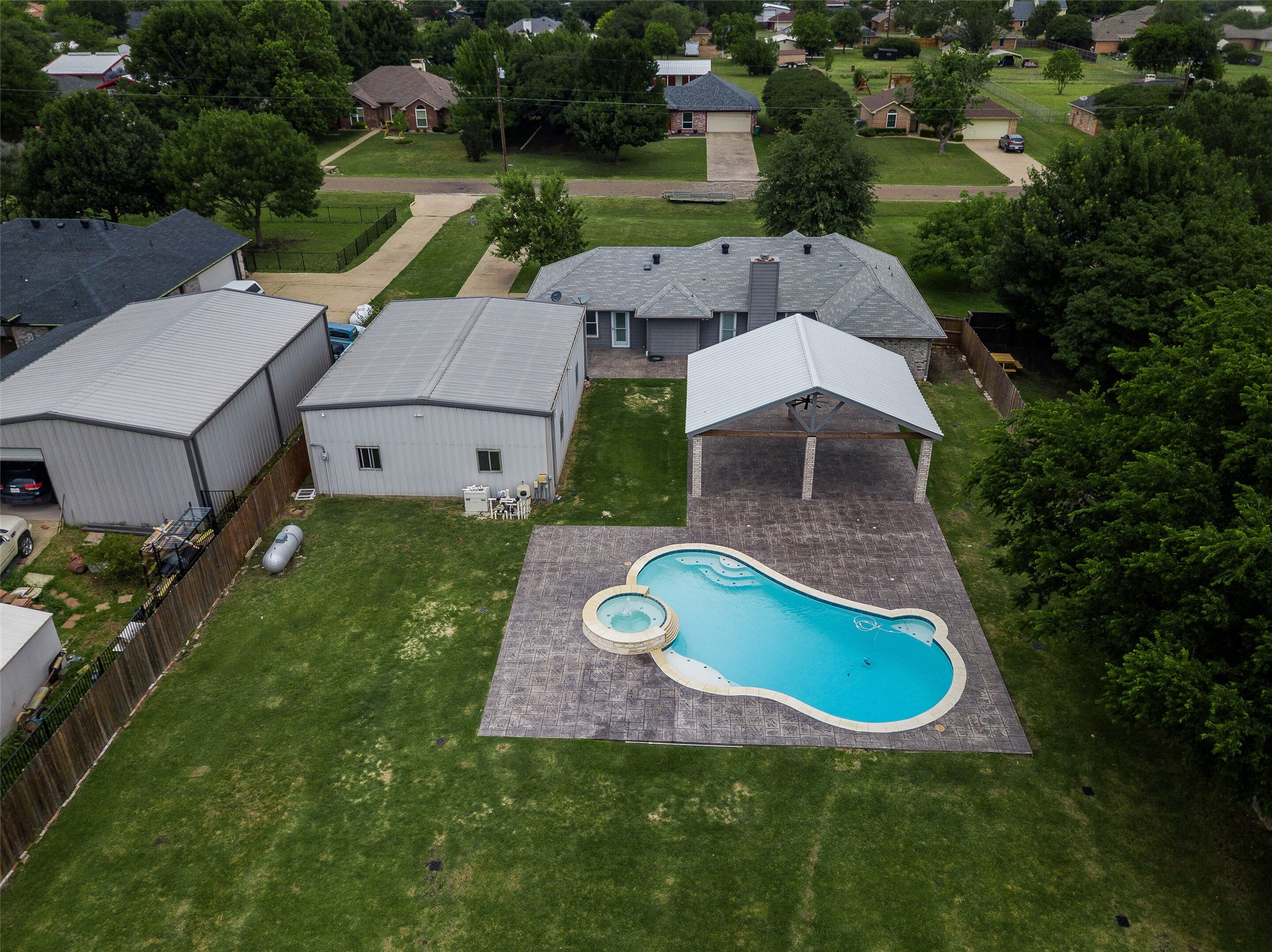 302 Anita Lane Waxahachie TX 75165