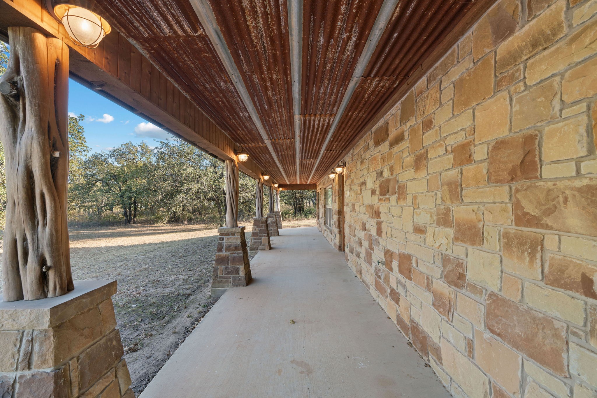 8757 S Farm To Market 1189 Lipan TX 76462