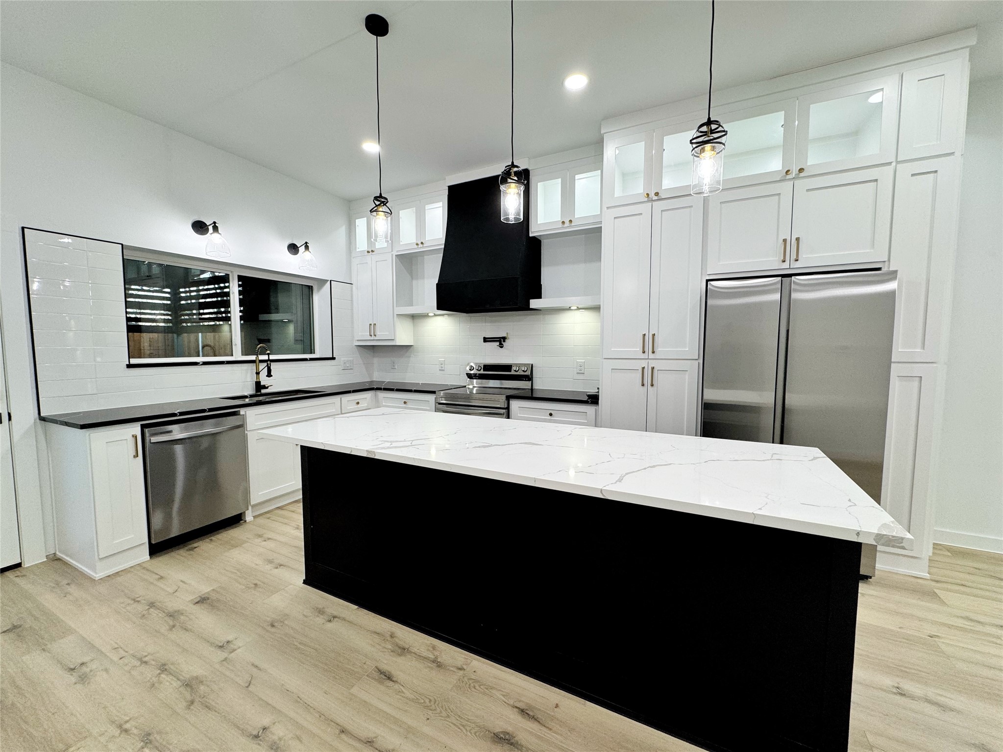 1609 Gibbons Street Greenville TX 75401