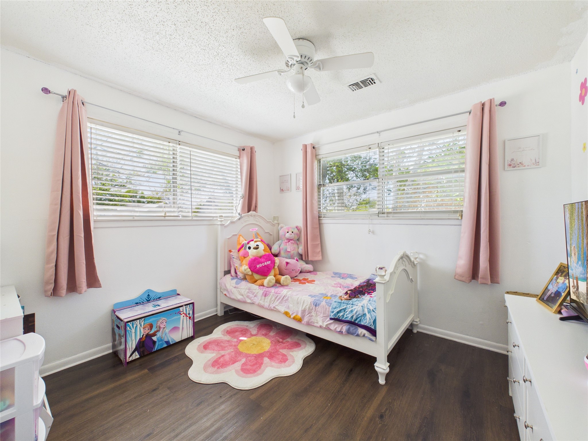 321 E Pine Jacksboro TX 76458