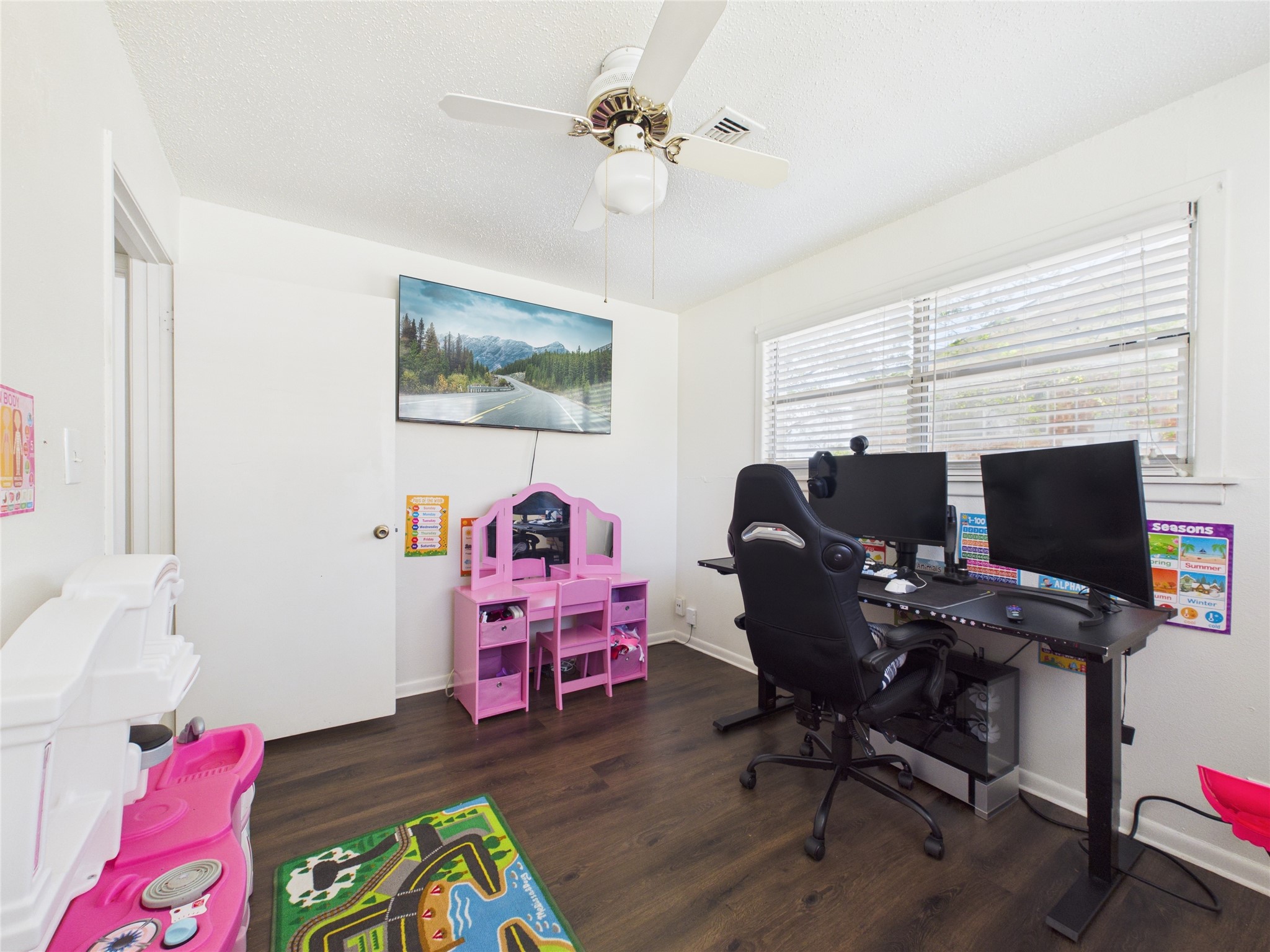 321 E Pine Jacksboro TX 76458