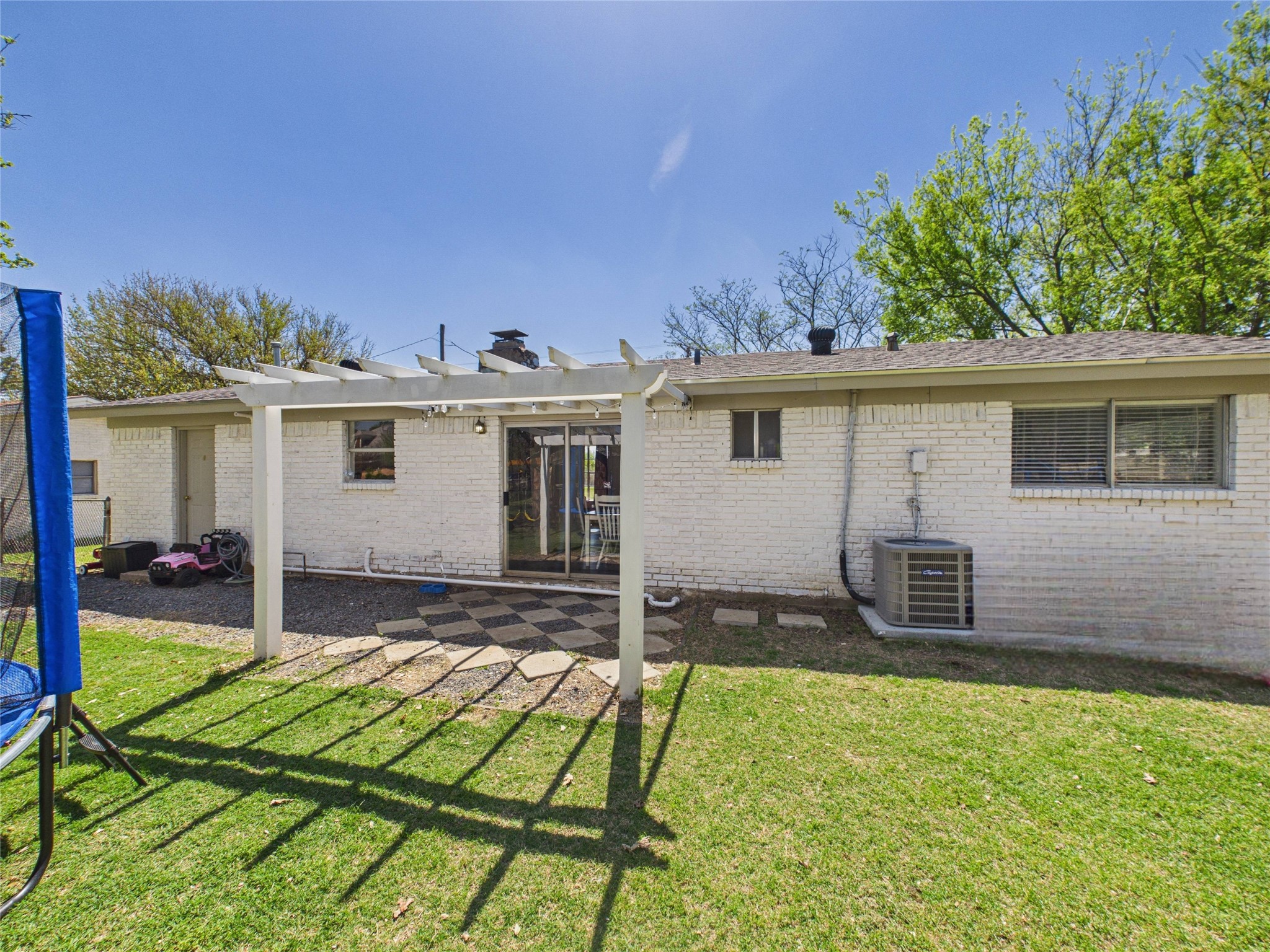 321 E Pine Jacksboro TX 76458