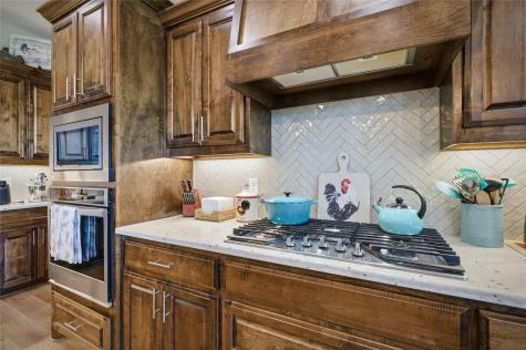 1065 Old Highway 6 Howe TX 75459