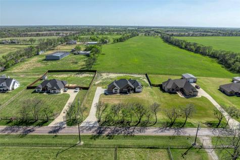 1065 Old Highway 6 Howe TX 75459