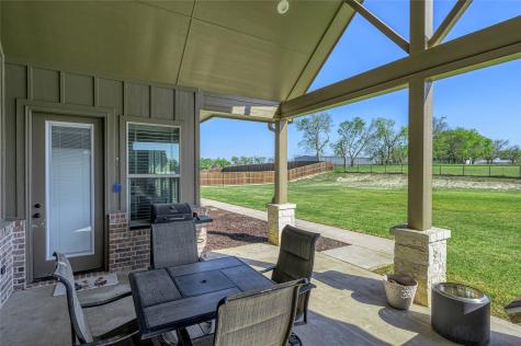 1065 Old Highway 6 Howe TX 75459