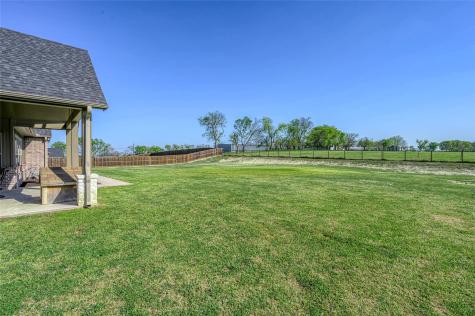 1065 Old Highway 6 Howe TX 75459