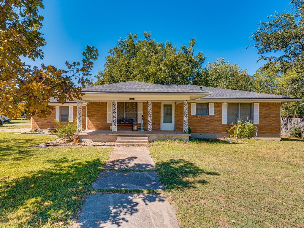 404 S Main Milford TX 76670