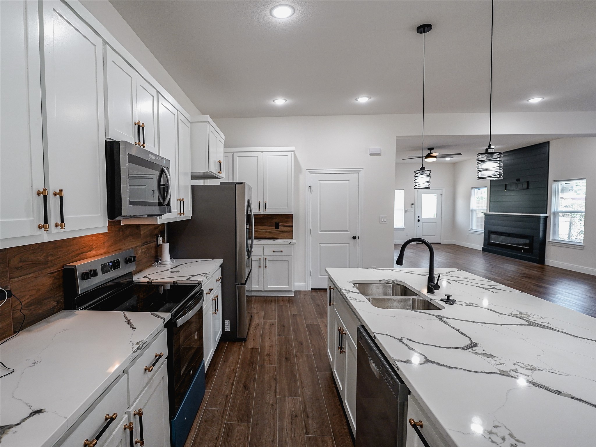4206 Colonial Avenue Dallas TX 75215