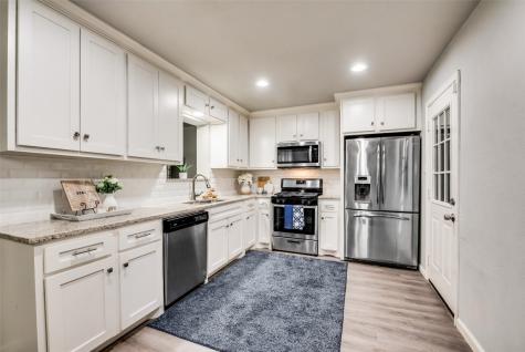 3512 Falcon Drive Forest Hill TX 76119