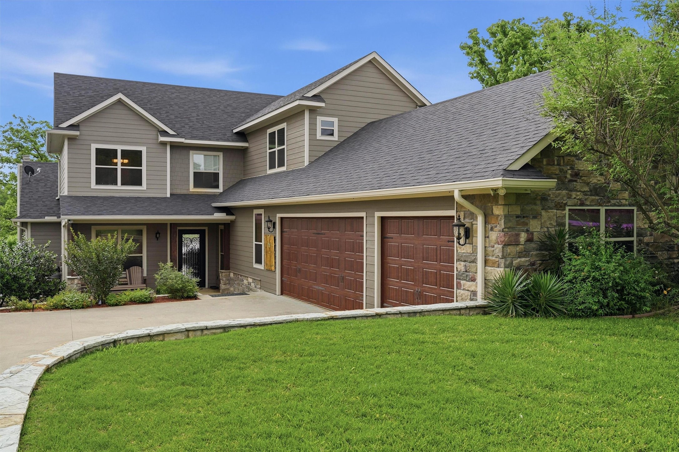 114 Blackfoot Trail Lake Kiowa TX 76240