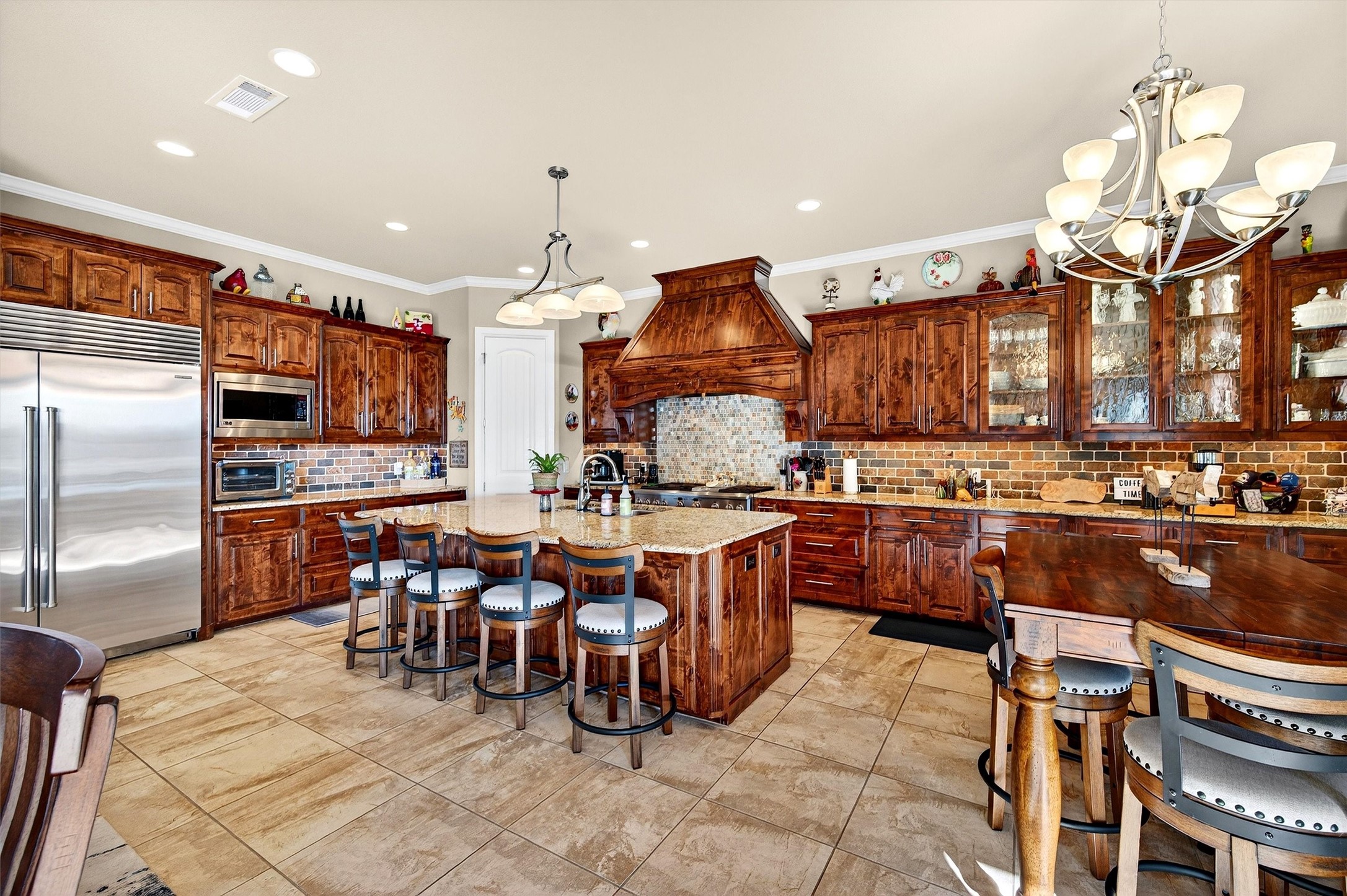 114 Blackfoot Trail Lake Kiowa TX 76240