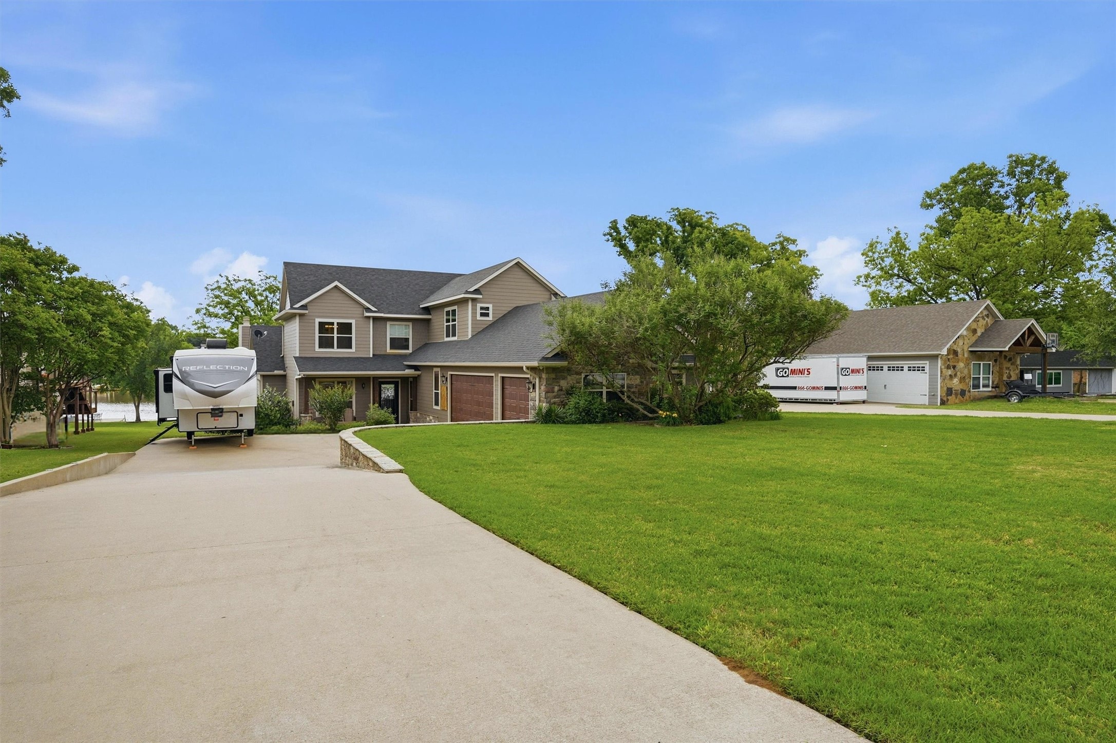 114 Blackfoot Trail Lake Kiowa TX 76240